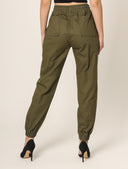 Rise Cargo Legging
