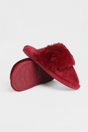 Yanna Slipper